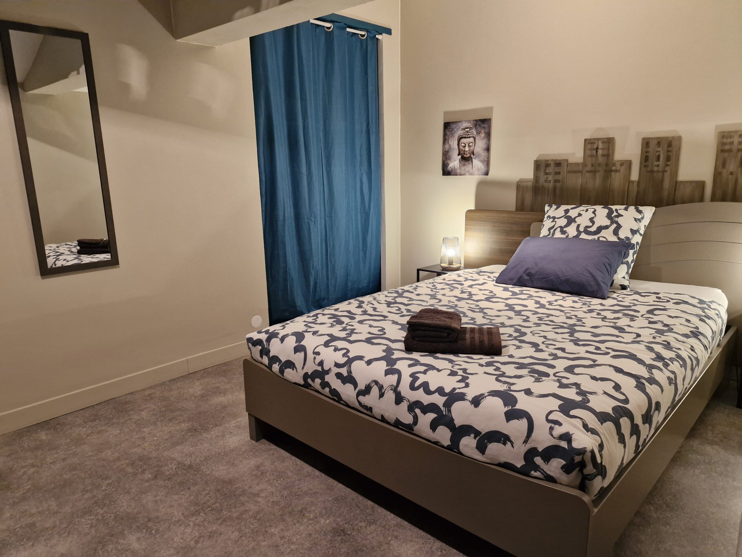 lit lecardoue chambre hôtel vendée 17-10-2025