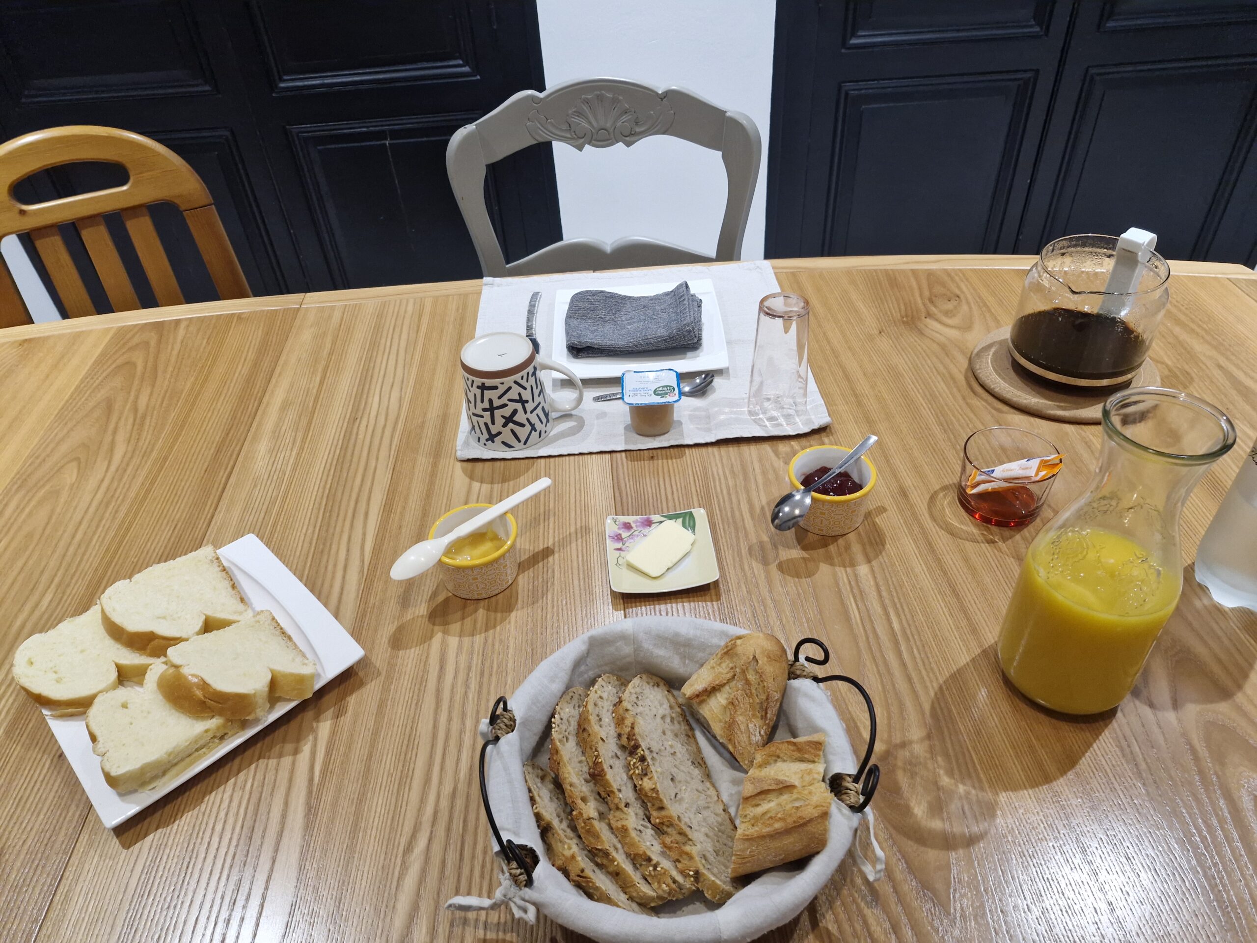 petit déjeuner produits locaux vendée le cardoué hôtel 19-10-2025